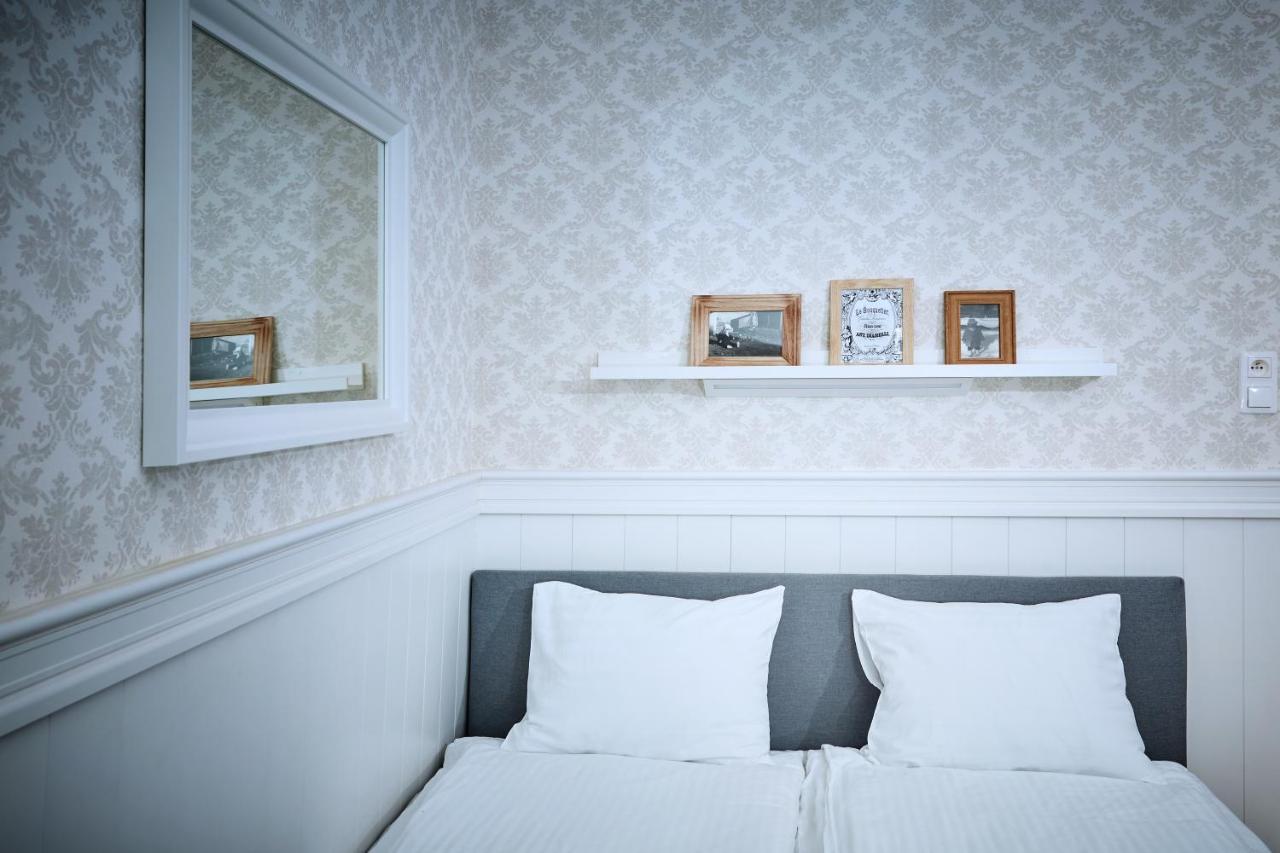 Apartment Place For Pl. Bankowy *